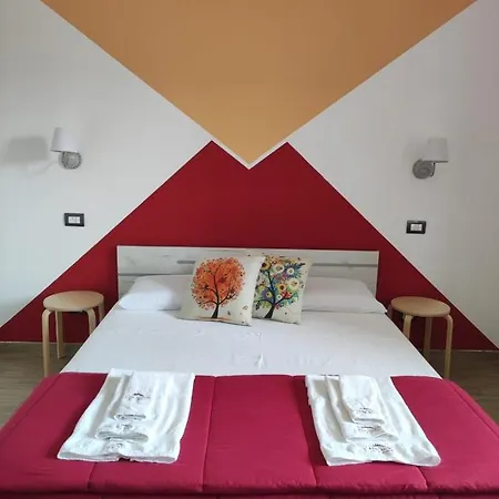 Oda ve Kahvaltı Lara Santola